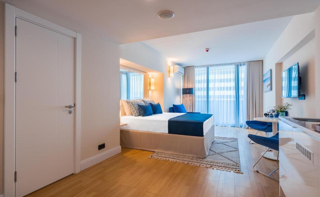 Batumi Aparthotel Orbi Twin Skyscraper Esterno foto